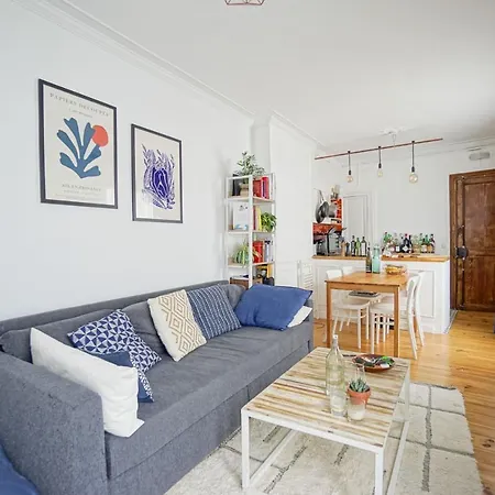 Beautiful Bright Apt In The Heart Of The Capital Paris